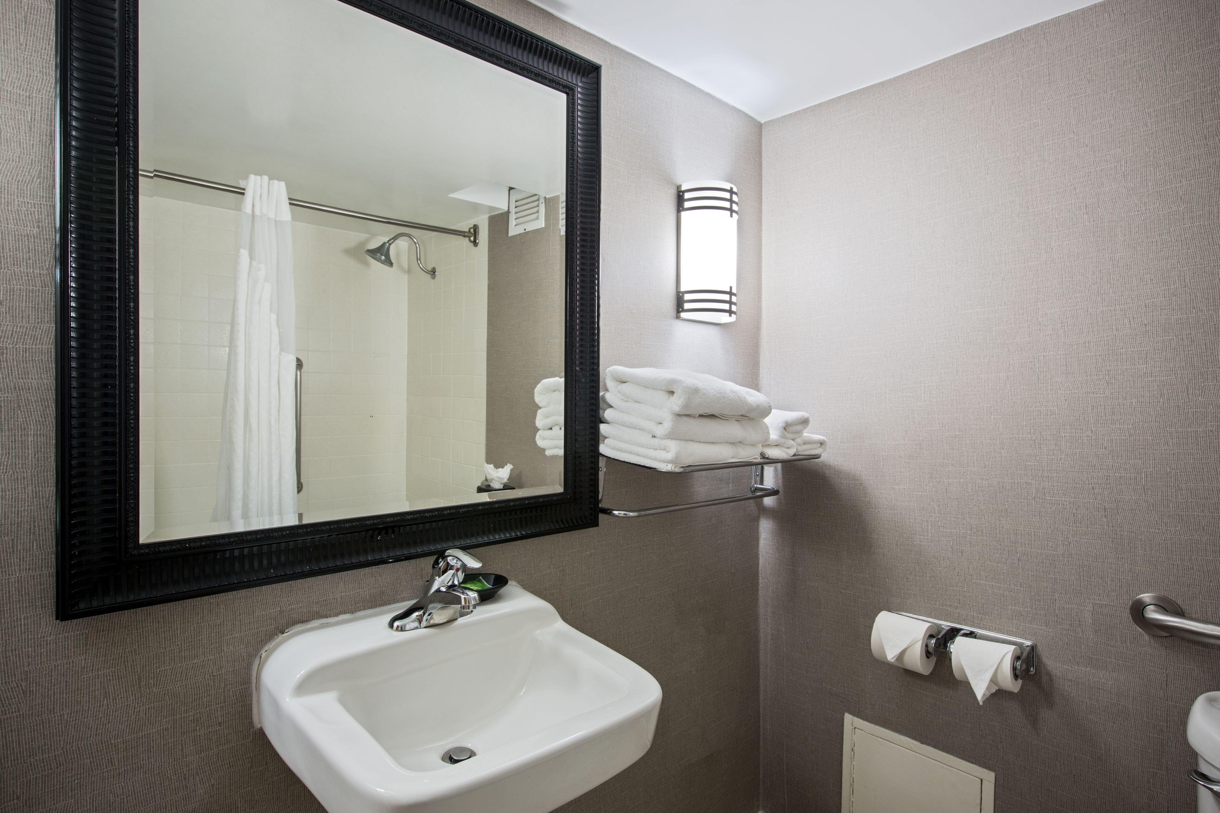 Holiday Inn Express Schaumburg-Rolling Meadows By Ihg Exterior photo