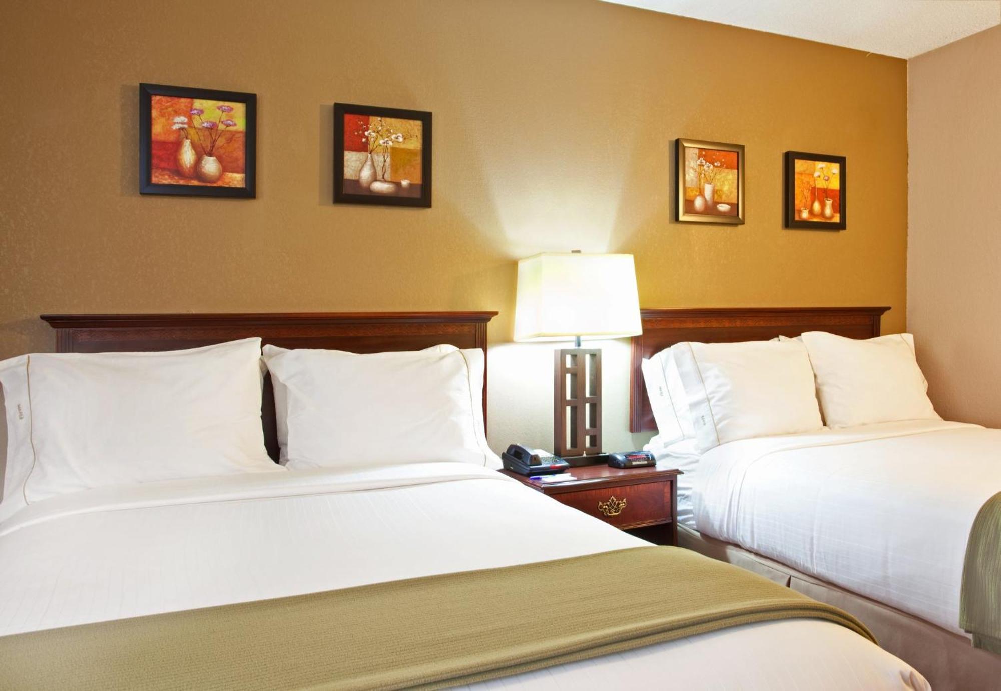 Holiday Inn Express Schaumburg-Rolling Meadows By Ihg Exterior photo
